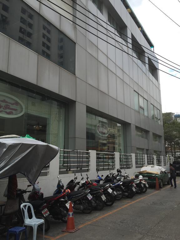 Glur Central Pratunam Bangkok Exterior photo